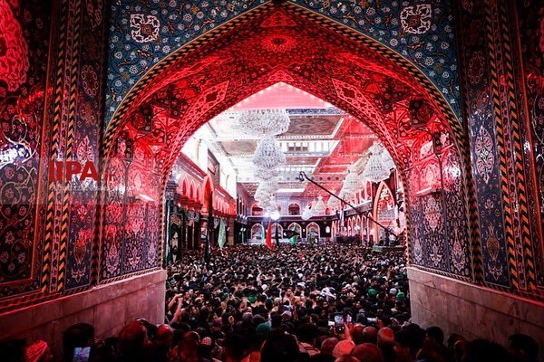 IipaMedia's tweet photo. عزاداری اربعین حسینی در کربلای معلی
عکسهای ابوالفضل نسایی / آژانس عکس ایران

https://t.co/mbgOXqcgUG https://t.co/LRk0lPCRjg