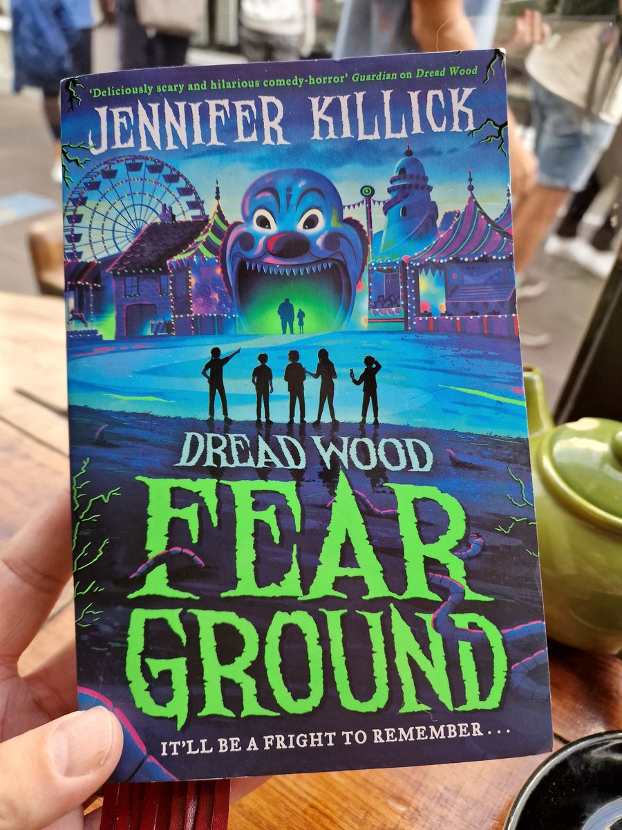 McInnesBruce's tweet photo. Bloody blimey this is brilliant! #FearGround by @JenniferKillick is hilariously funny and genuinely terrifying 😳 Not sure my nerves can take the third book (who am I kidding? Bring it on!) 😍 A thrilling ride of a read. Loved it! 💜 https://t.co/0Q3fVTH9M8