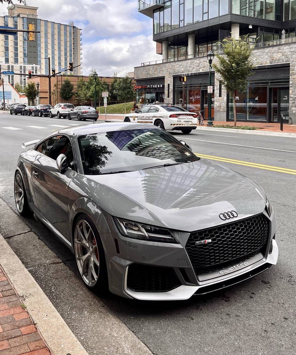carpxrnpicx's tweet photo. Audi TTRS https://t.co/ADDrrV0Sw3