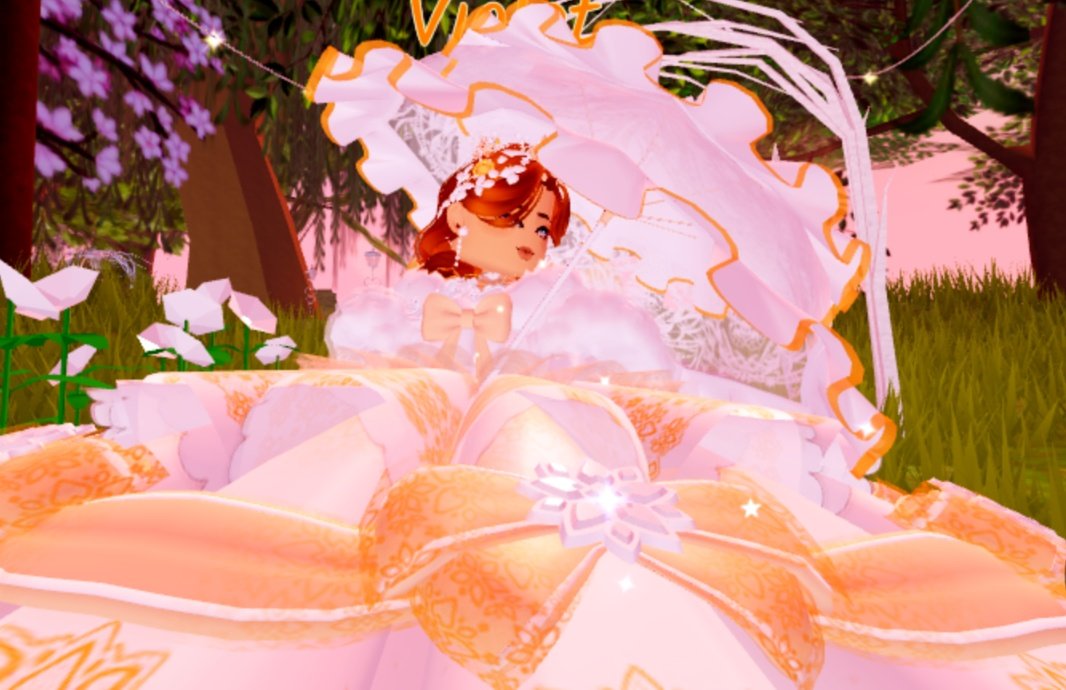 ItzSoNotViolet's tweet photo. Loving the updated Magical Enchantress skirt! #royalehigh #royalehighupdate https://t.co/IDO8DexviM
