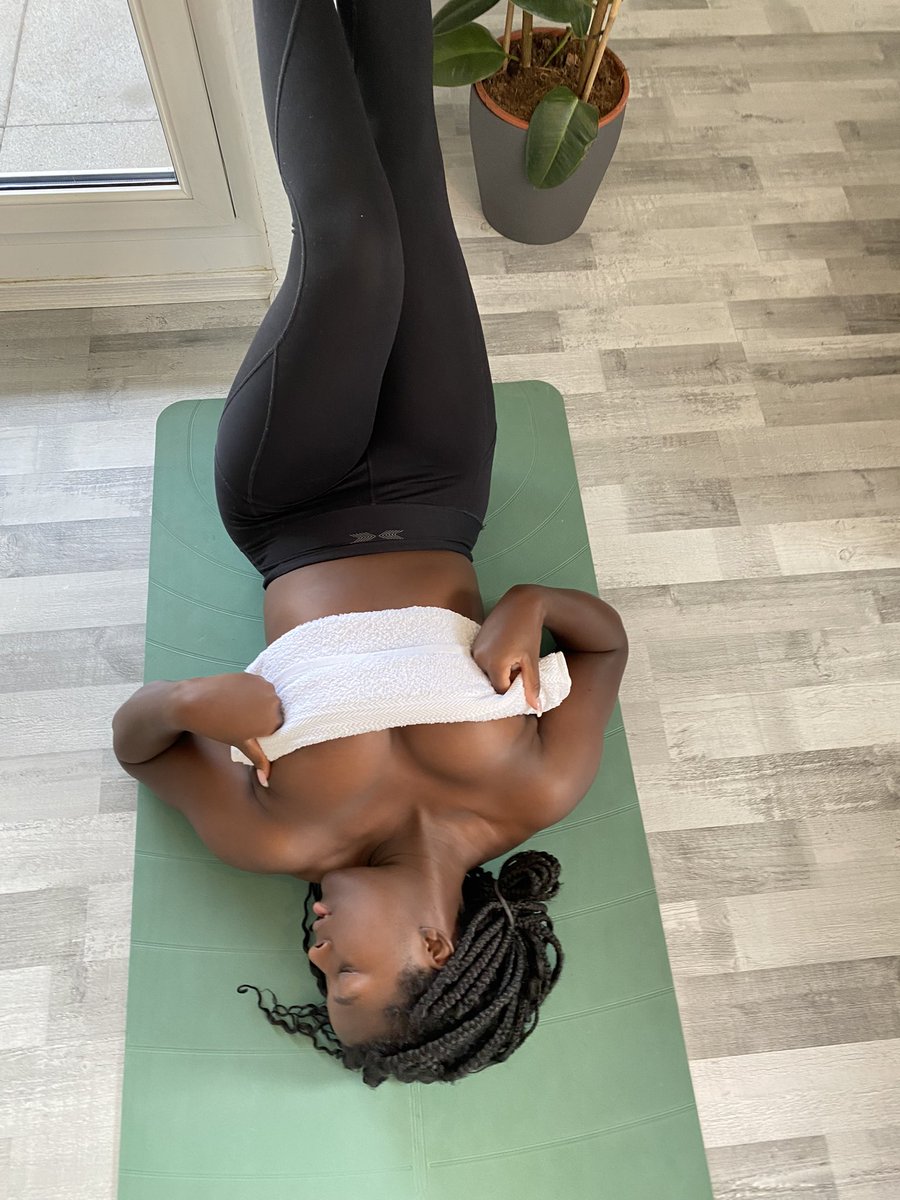 Yoga, mit einer anderen Sicht  🍒 #onlyfans #herrin 

onlyfans.com/blackgoldy