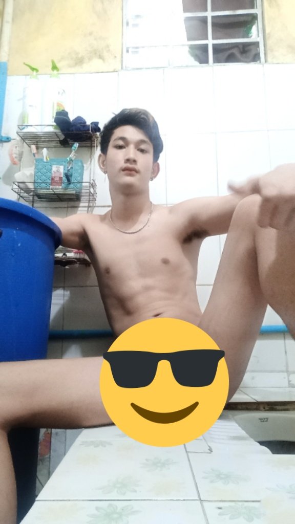 HotNet16's tweet photo. ကြည့်ချင်တဲ့သူ twwet 
လေးတွေလုပ်ပေးကြနော် 😇
twwet ၁၀၀ ပြည့်ရင် ပြမယ်နော်
ညီကိုတို့😊😊 https://t.co/B3rzF2fAt1