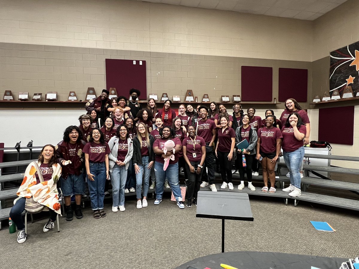 Summer Creek HS Choir (@schschoir) on Twitter photo Headed to the first round of All-State Auditions! More students will join us at noon. Good luck today students. I know you will make us proud. #bestisthestandard <a href="/HumbleISD_SCHS/">Summer Creek High</a> <a href="/HumbleISD_Arts/">Humble ISD Fine Arts</a> <a href="/HumbleISD/">Humble ISD</a> Headed to the first round of All-State Auditions! More students will join us at noon. Good luck today students. I know you will make us proud. #bestisthestandard <a href="/HumbleISD_SCHS/">Summer Creek High</a> <a href="/HumbleISD_Arts/">Humble ISD Fine Arts</a> <a href="/HumbleISD/">Humble ISD</a>