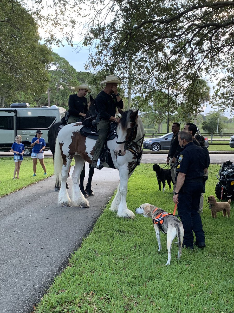 cscpbc's tweet image. Team CSC is out at Okeeheelee Park this morning for the Aware & Care 5K to raise awareness of mass violence prevention. #cscpbc