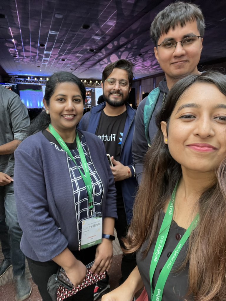 #Devfest2022 Day 1 doooone! ✨

So good to see physical conferences back again, I have missed this 🥺

#DevfestBengaluru <a href="/GDGBLR/">GDG Bangalore</a>