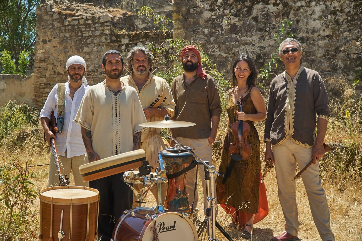 CON LAS ENTRADAS AGOTADAS, HOY SÁBADO 17 de septiembre LA BANDA MORISCA clausurará la presente edición de Noches en los Jardines del Real Alcázar de Sevilla.