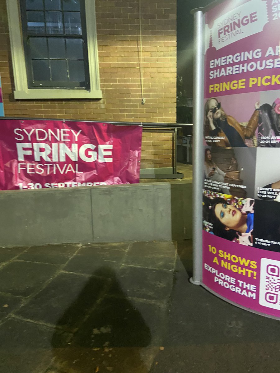 mismatchedmich's tweet photo. Saw cherry 🍒 at sydney fringe last night and it was hilarious and beautiful and fun literally took me back to 2009 https://t.co/CRPXIalkZx