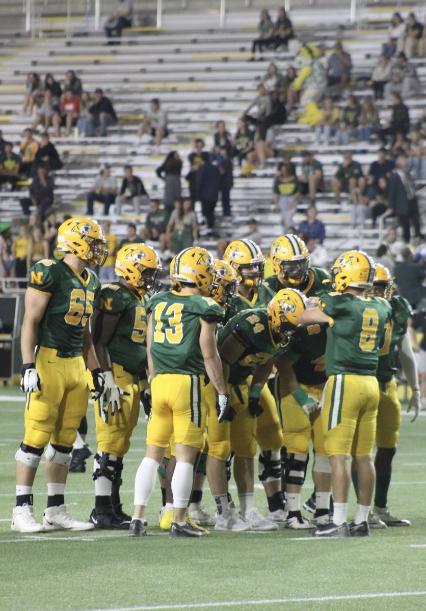 CoachChewy80's tweet photo. Excited for the opportunity to compete today! Do everything with great intent and enthusiasm!! #BuckStrong #CatTough #BreakTheHuddle https://t.co/3CeUE4UiRf
