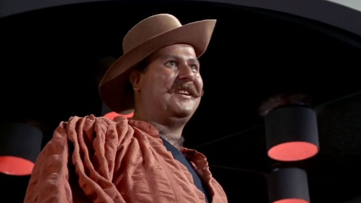 Hoy es el día de recordar a Roger C. Carmel, el incomparable #harrymudd de #startrektos.
¿En qué aparición os gustó más? ¿Recordáis que también apareció en Batman?