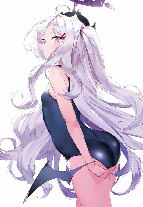 水着ヒナ 