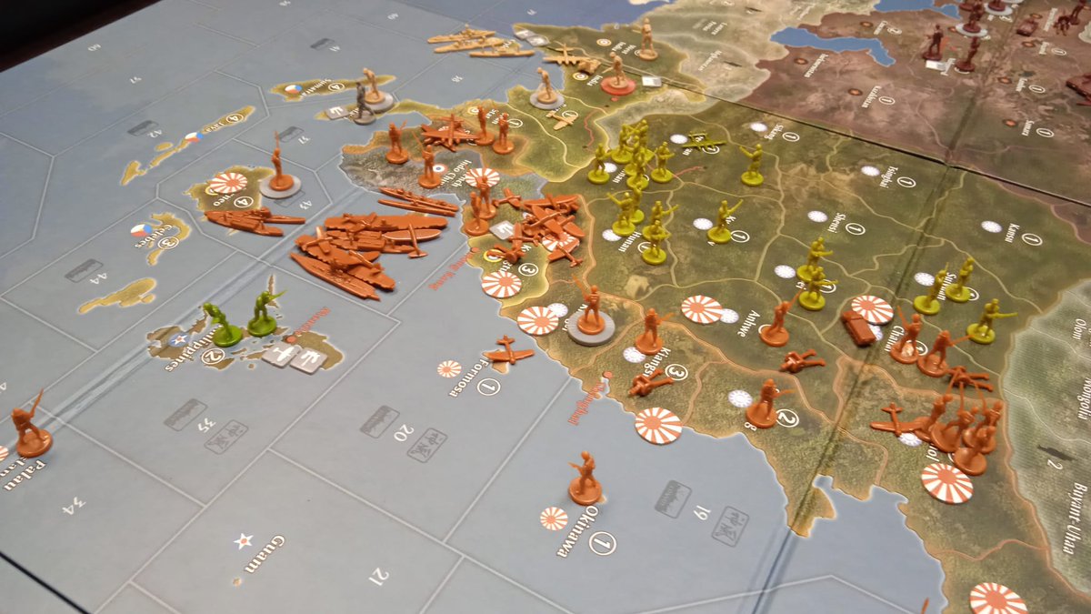 ClubDreadnought's tweet photo. Sábado animado en el Club Dreadnought, aprendiendo al Fire un the Lake, el COIN ambientado en Vietnam, un Gaia, otro Axis & Allies a tope y para acabar un Twilight Imperium. 😎 #clubdreadnought #juegosdemesa #wargames #fireinthelake #axisandallies #gaiaproyect #twilightimperium https://t.co/8yLWtG3SCg
