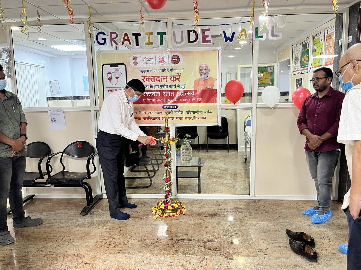 drsrinivasach's tweet photo. “Raktdaan Amrit Mahotsav”National Voluntary Blood donor day-Fort night celebrations started with Blood Donation camp Organised on 17th September at ESIC Medical college Blood Centre Sanathnagar,Hyderabad. #ESIC #ESICMCH SANATHNAGAR @esichq #RaktdaanAmritMahotsav https://t.co/ZACyZdhjlH