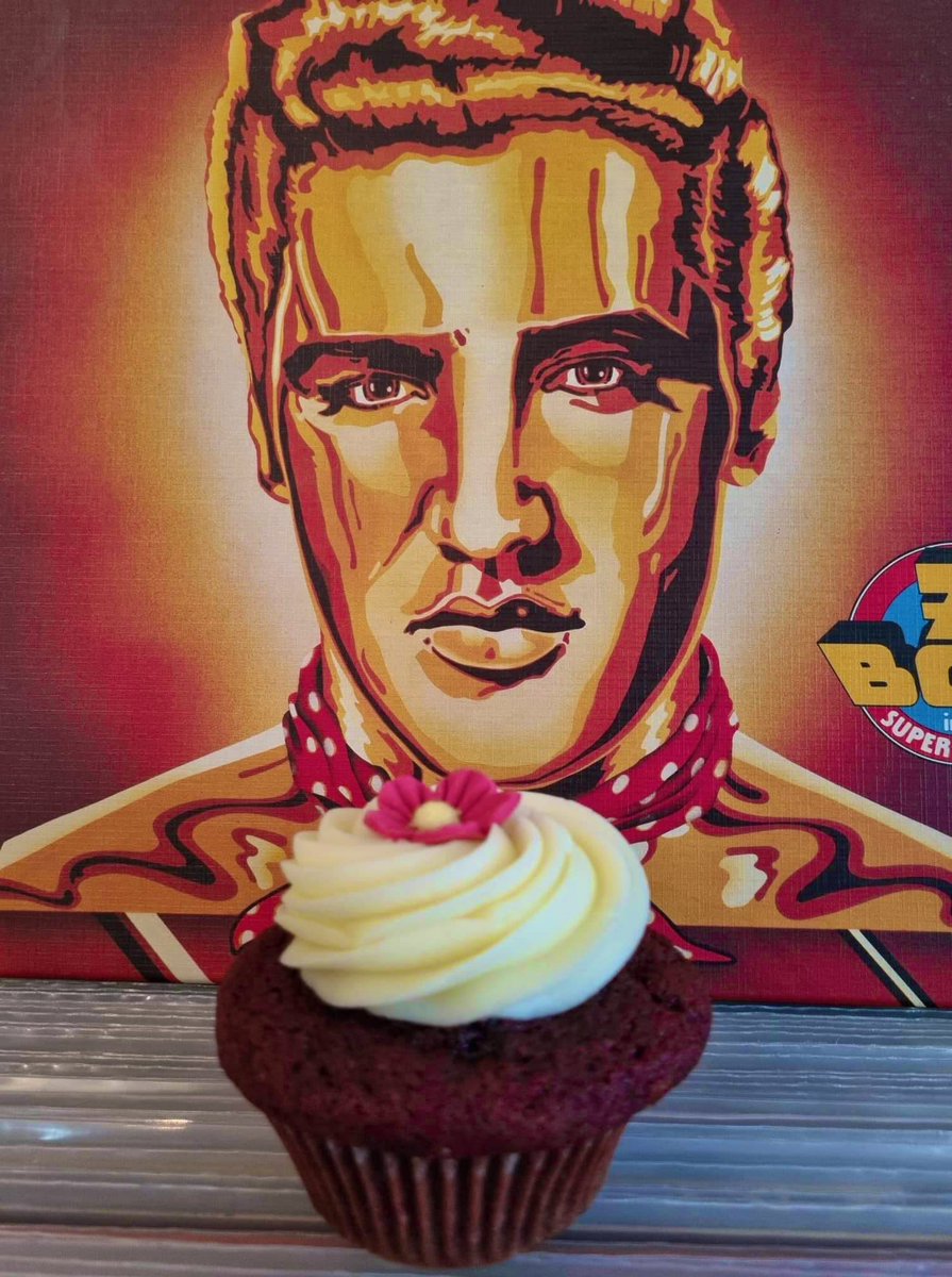 cupcakeberlin's tweet photo. Todayβs special: π§πΆπ
FREE cupcake or coffee with any record purchase of 20β¬ or more.β₯οΈ #cupcakeberlin #dailyspecial #vinyl #elvis #cake #coffee #recordcollector #cakeberlin #berlincupcakes #recordshop #cafe https://t.co/oKa0jVvUoc