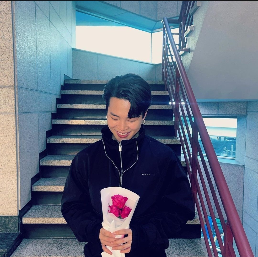 minggukthinker's tweet photo. um... https://t.co/QaZTbjg671