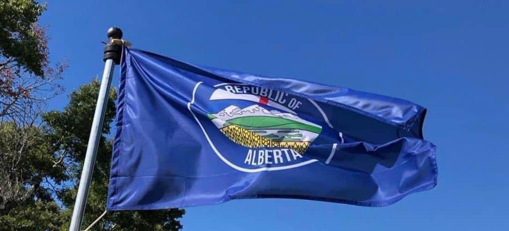 alberta_cw's tweet photo. Immigration policies of Ottawa are built to create loyal Subject (subordinate) &amp; slaves to the crown (Lord Farquart Charles III, King of Canada). That’s a monarchical way of doing things. 

In a Republic, the Alberta citizen is King, &amp; Albertans decide who can immigrate. https://t.co/EyRn1yrrwr
