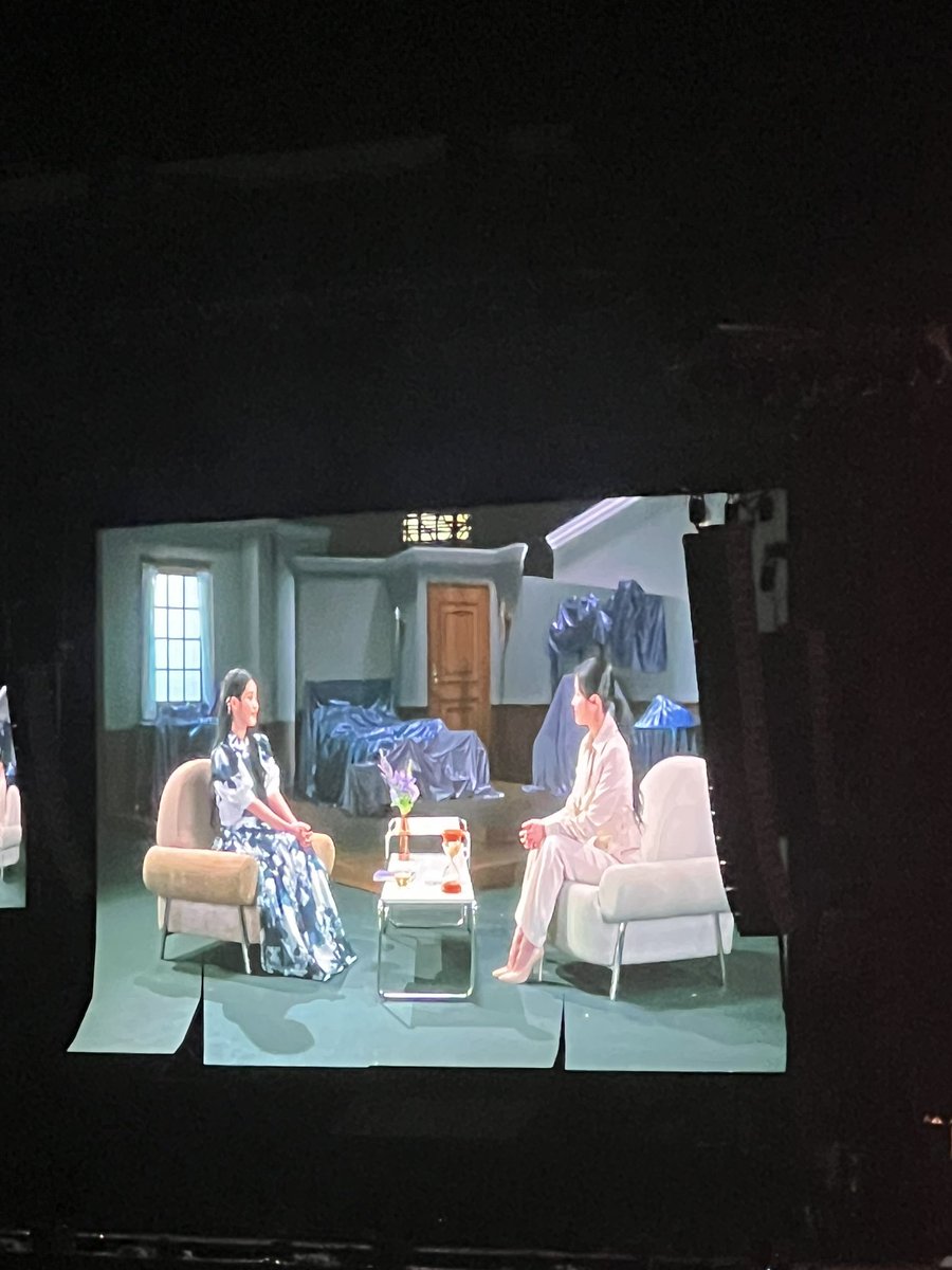 leejiweuns's tweet photo. VCR! Is this IU and Lee Jidong talking about the promotion? 🤣 https://t.co/m3r5J3XECc