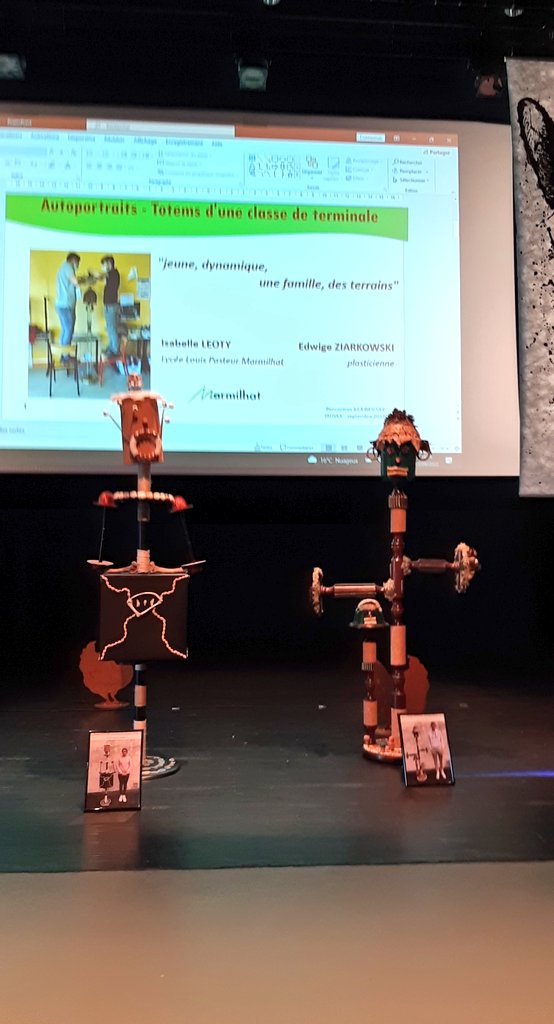 CharlotteDockes's tweet photo. 🔴 Rencontres à la bascule de #Tauves
Les élèves du lycée de #Marmilhat et leurs "totem autoportrait" en futur agriculteurs
Un projet pédagogique et artistique a retrouver aux @3R_congres
@deveniragri @devenireleveur https://t.co/8bCVzitI4X