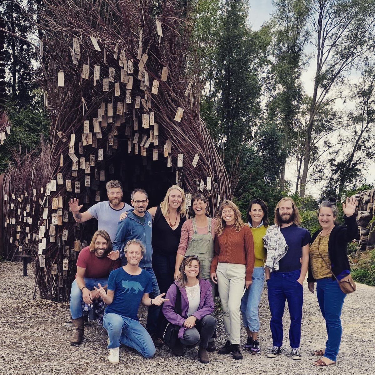 RachelleEerhart's tweet photo. Van de week weer even langs geweest op #utopiaeiland op de #floriade, dit keer met de collega’s van @lenteland. Het blijft te gek om te zien hoe mooi de verschillende #agroforestry-systemen, het #voedselbos en de natuurlijke publieke ruimte erbij liggen! https://t.co/oC4f4bZ3xN