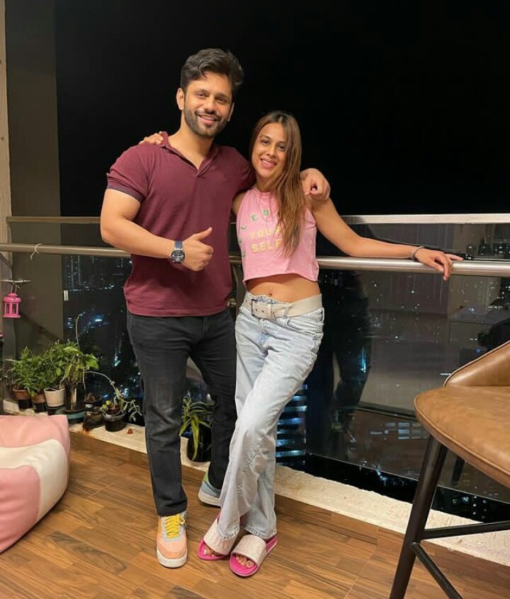 ѕнιℓα 💅 (@_spicygirl__) on Twitter photo Happy Birthday Sassy Girl <a href="/Theniasharma/">NIA SHARMA</a> ❤
#HappyBirthdayNiaSharma
#NiaSharma #RahulVaidya Happy Birthday Sassy Girl <a href="/Theniasharma/">NIA SHARMA</a> ❤
#HappyBirthdayNiaSharma
#NiaSharma #RahulVaidya