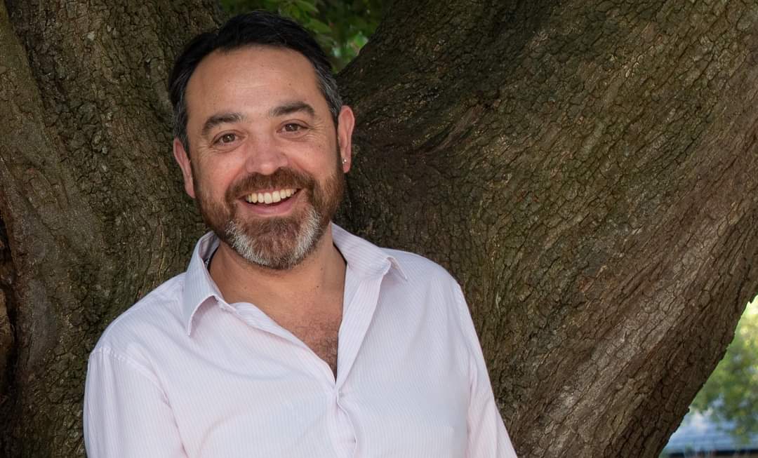 TradSongTues's tweet photo. Next week, our theme for #TradSongTues will be #HampshireSongs.  This is for much loved and extremely talented Paul Sartin. https://t.co/BawxzYY2RZ