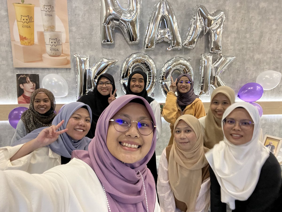 cupsleevePerak's tweet photo. Thank you for coming 💜 https://t.co/BS7VnLLpkD