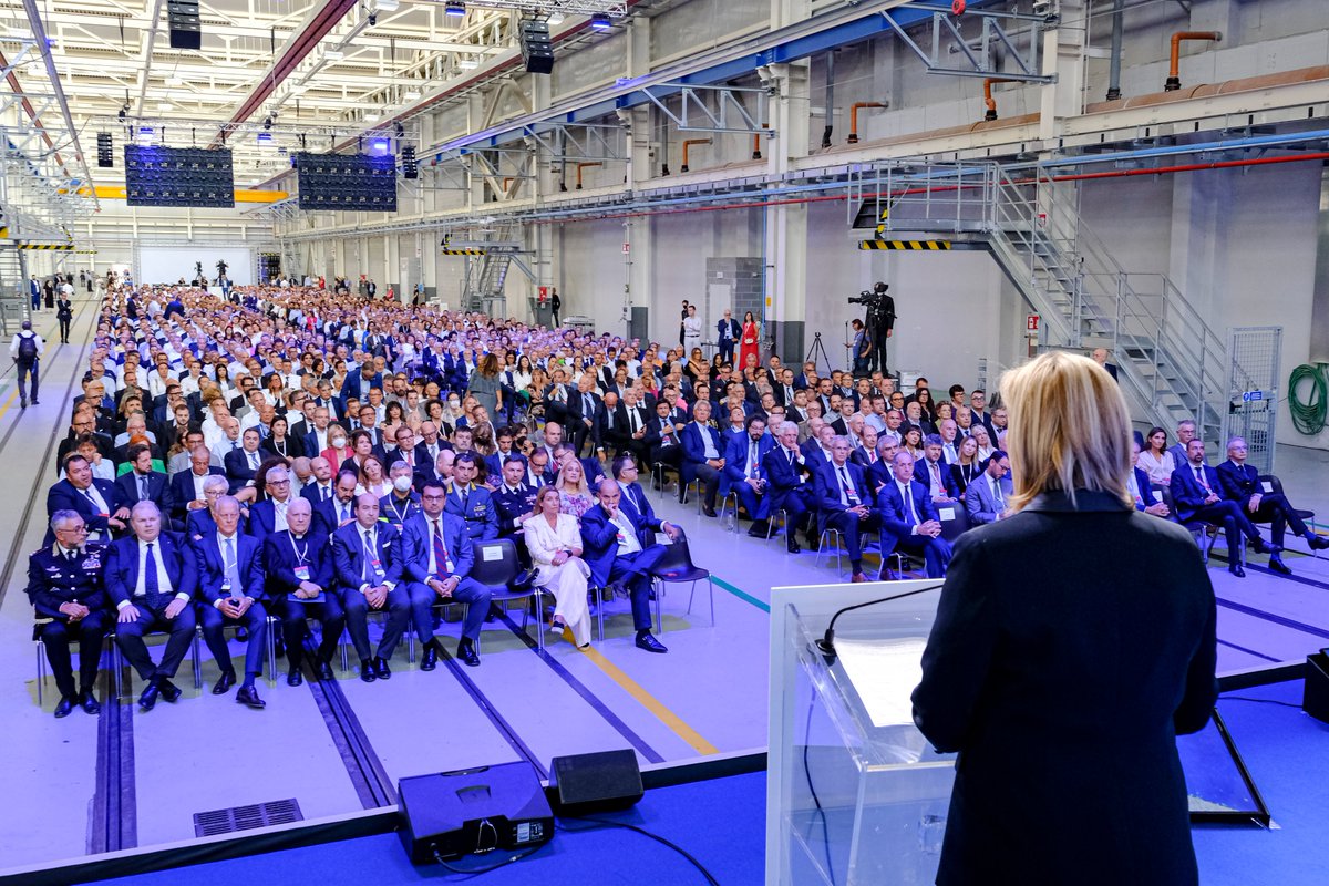 ConfindustriaVi's tweet photo. L'assemblea di Confindustria Vicenza sarà trasmessa su TvA Vicenza domenica 18 settembre alle ore 15.00 e martedì 20 settembre alle 21.15.

Canale 13 del digitale terrestre, 832 delle piattaforme satellitari sky e tivù sat e online sul sito di TvA. https://t.co/lLsmiDwVjV
