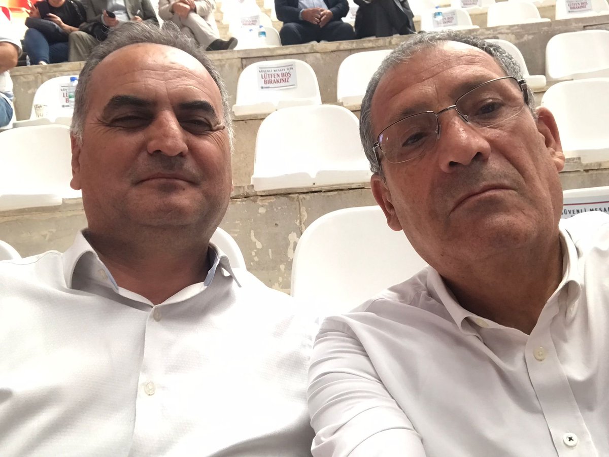 Aleviyol_'s tweet photo. 17/18 Eylül 2022
HACIBEKTAŞ

Derneğimiz Sekreteri Selman Önder ve Saymanı Celal İlter "Cumhuriyetin İkici Yüz Yılı İçin Aleviler bugünü ve geleceği tartışıyor " başlıklı Alevi Kurum paydaşları ile Pir Hacı Bektaş Veli huzurunda bir araya gelerek danışma kurulunu gerçekleştiriyor. https://t.co/wjazDlkUTc