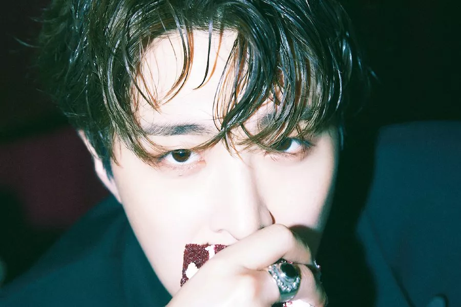 WORLDMUSICAWARD's tweet photo. #GOT7's gorgeous #Youngjae turns 26 and trends at #1 WORLDWIDE!👏👨‍🎤🎂2⃣6⃣🎉💥🥇🌎❤️‍🔥👑💚 https://t.co/O2Qh3YzqVU