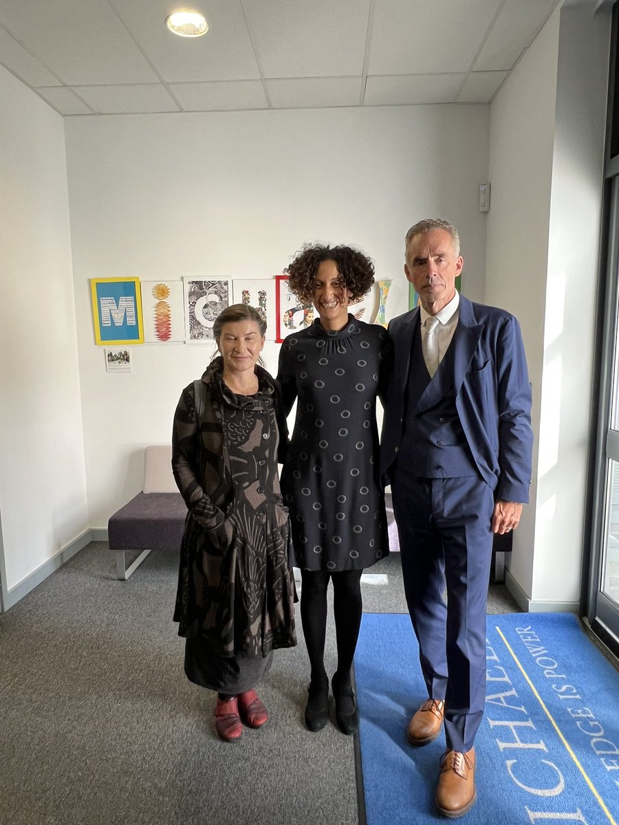 Miss_Snuffy's tweet photo. I tweeted photos of Jordan Peterson’s visit to Michaela. Like this one.

They reported me to the police for hate crime.

Many pleas to Ofsted for an immediate inspection.

Cries of safeguarding concerns.

Demands for my removal as Head.

But they deny cancel culture exists.🙄 https://t.co/CzUfRin8um