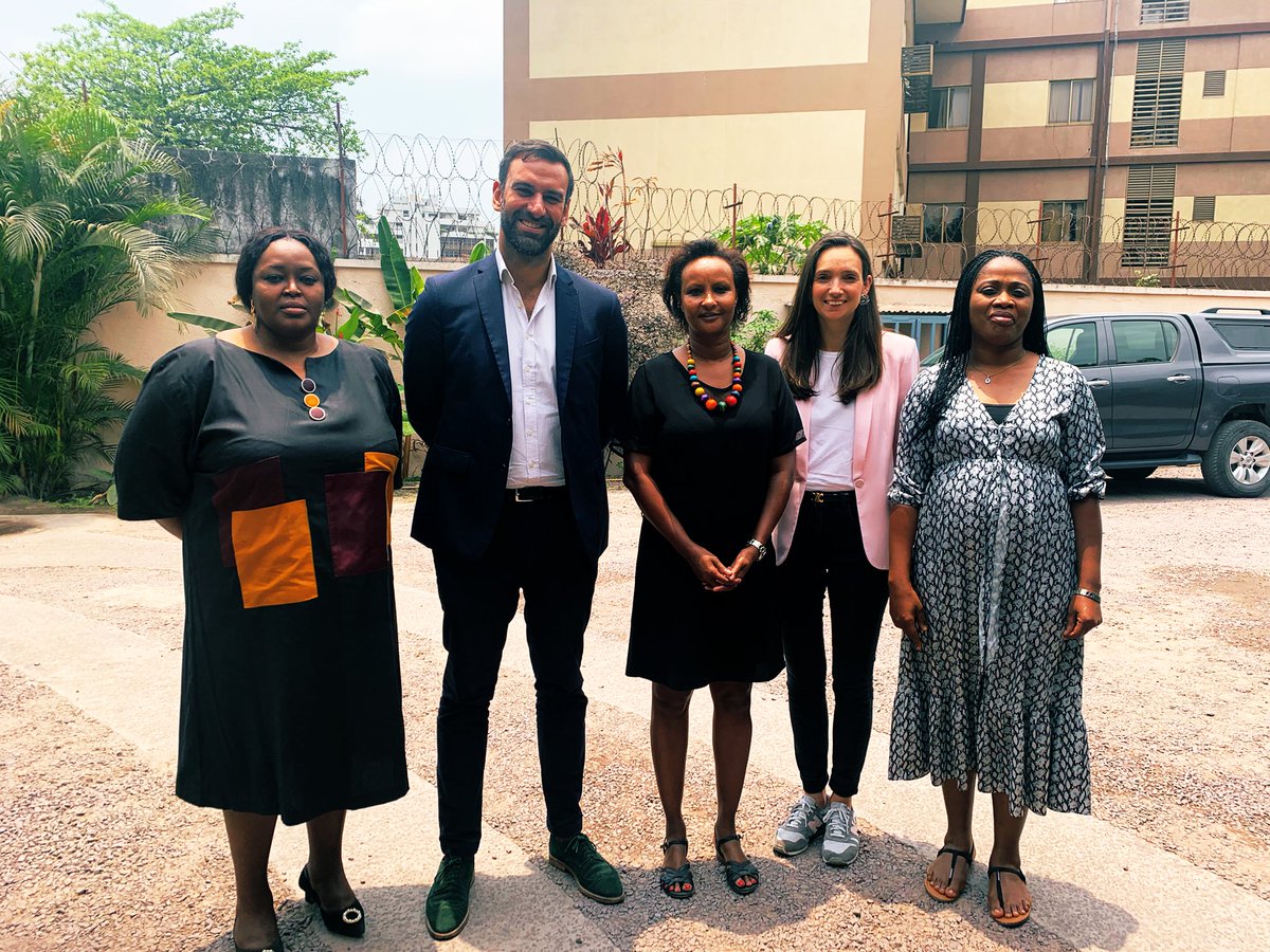 safiaotokore's tweet photo. Fin d’une mission de préfiguration @expertisefrance productive en vue de son implantation en #RDC . Cette nouvelle étape vient compléter la présence de  🇫🇷 et l’offre du groupe @AFD_France @Proparco @expertisefrance en #RDC et  témoigne de  son dynamisme accru dans la région 🇨🇩 https://t.co/B9wvbCCWR9