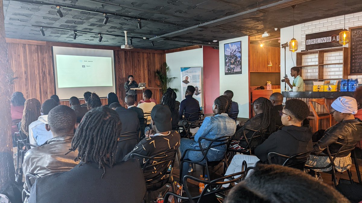 KamiLimu's tweet photo. Our founder and CEO, Dr. @chao_mbogho 's message to our new group of mentees:

"Do it on purpose,
and find out who you are" https://t.co/PzxUsd6BX6