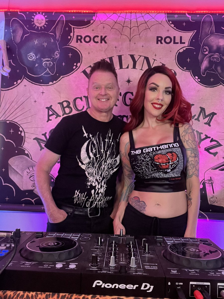 evilyn_13's tweet photo. Huge thanks to @Jeff_RPM from @thegatheringbc for joining me on @Twitch tonight! Be sure to check out all of their music and merch at https://t.co/nm8byQpKCj ❤️ #Bandcamp #music #TwitchStreamers https://t.co/5NX3uIwGHR