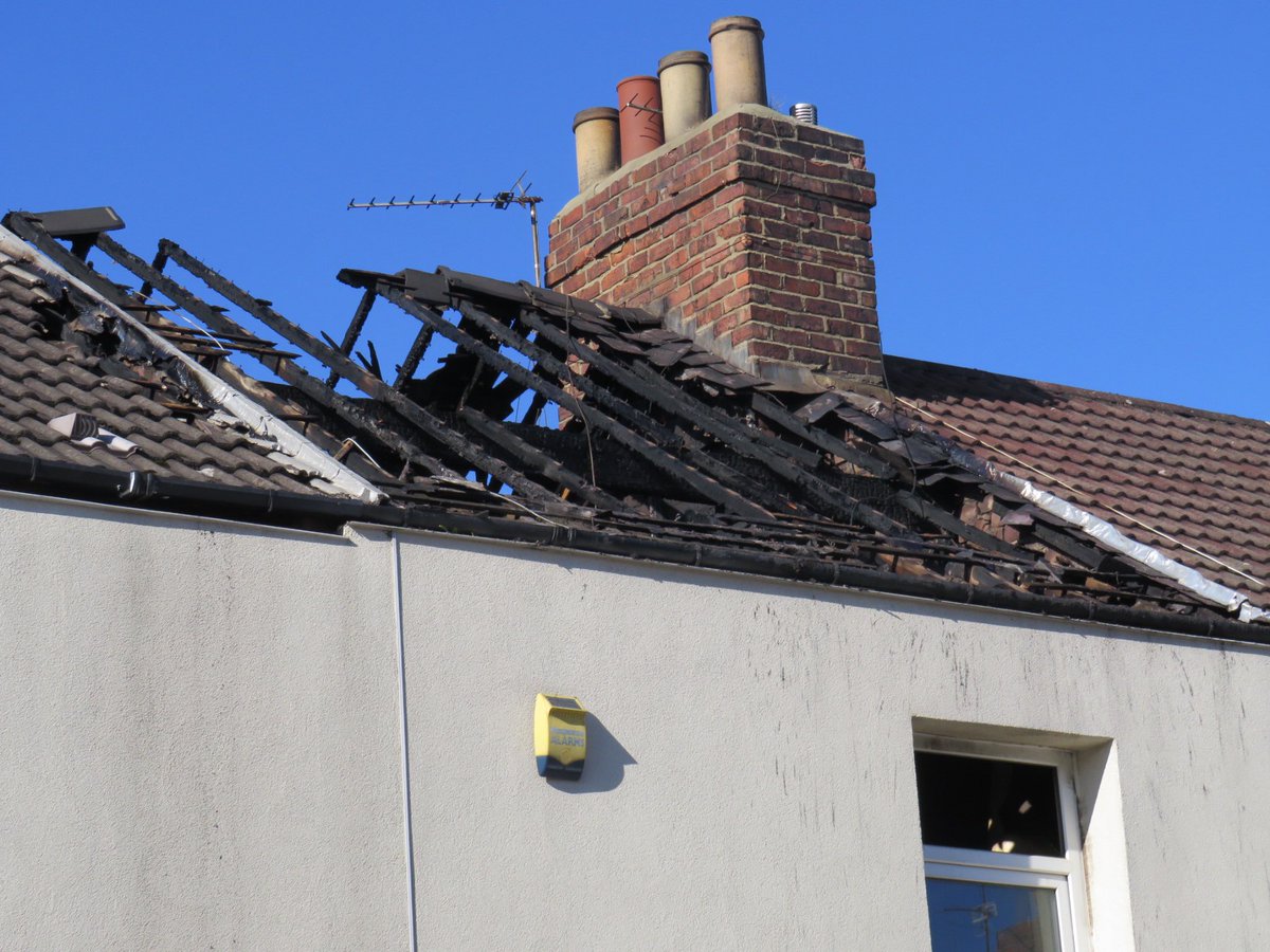 R2Images's tweet photo. Cleveland Fire Brigade investigation officers &amp; Cleveland Police crime scene investigation remain on scene of a house fire on Laycock street in Middlesbrough https://t.co/BhKUiCyY9g
