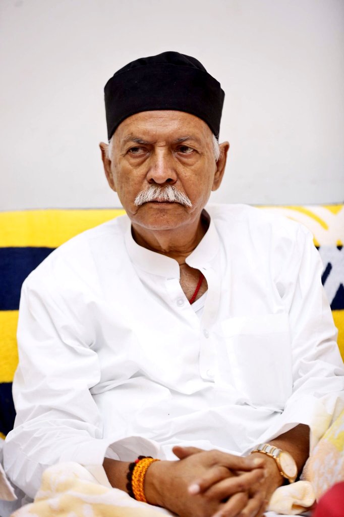 mrgaurichak's tweet photo. हरिंदर भैया और नीलम दीदी. ...
नीलम दीदी हरेंद्र भैया कौन है? शिव चर्चा लोग क्यों करते हैं? शिव आज भी गुरु है ... #Harinder bhaiya Neelam didi Ham bhi Shiv Charcha Mein judel Hai Baba Shiv ... Sorry Harendra bhaiya ka. #harendrabhiya https://t.co/WV6sdJIwEl