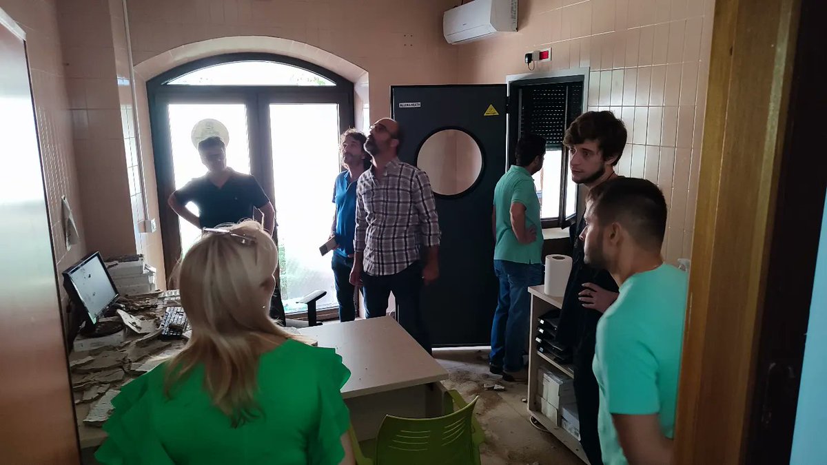 AjFelanitx's tweet photo. Aquest dissabte el batle @AjFelanitx @jmonserrat76 ha reunit als portaveus per valorar la situació després de pluja caiguda divendres #Felanitx
@SolerCatalina #JoanAznar @xiscoduarte @mlluismestre @JD_Riocalmado exceptuant portaveu VOX @MariaVidal4890 s'han interessat pels danys https://t.co/mYAmga5oHa