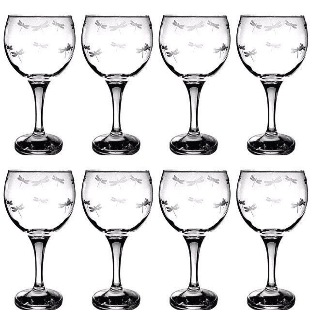 thelittlepumph1's tweet photo. Excited to share this item from my #etsy shop: 
💚Dragonfly Gin Glasses 💚  #dragonflyglass #dragonflyginglass #dragonflygift #dragonflydesign #dragonflies #dragonfly #ginglasses #gingifts #giftideas #ginlover  #christmasgifts #stockingfillers #usefulgift https://t.co/DFcIuHyw5B https://t.co/YAJNs9RAh3