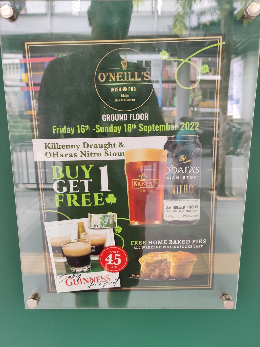 If still need a drink+bite this weekend. O'Neill's main Sukhumvit outside Soi 11/1. #Bangkok