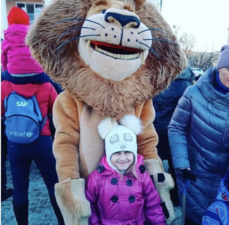 visegrad24's tweet image. 6-year-old Olesya and her mother have been found at the mass burial site in the Izyum Forest.

It’s time to start setting up the war crimes tribunal for Russia.