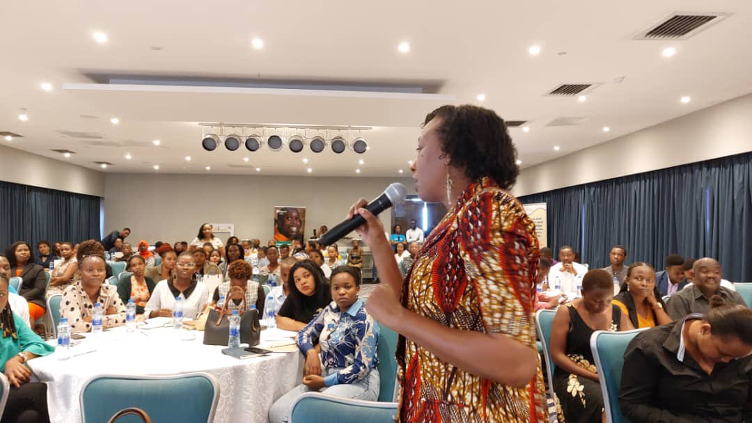 FeminaHip's tweet photo. “Sisi kama Shiraka la Femina Hip na familia yote ya Fema tunaunga mkono kampeni ya kupinga ndoa za utotoni.” ~Mkurugenzi mtendaji wa Femina Hip Ruth Mlay https://t.co/zDIHb9ZwH6