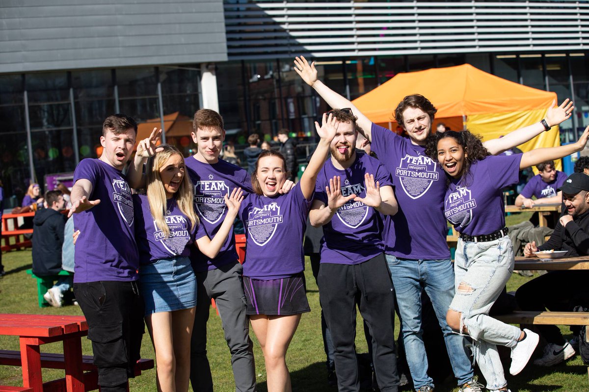 Welcome back to current students and welcome to new students joining us this weekend.   
On Monday 19 Sept some services will be closed to pay our respects to Her Majesty the Queen. For information on Induction timetables, support and services open go to: uni.port.ac.uk/3xoLybg