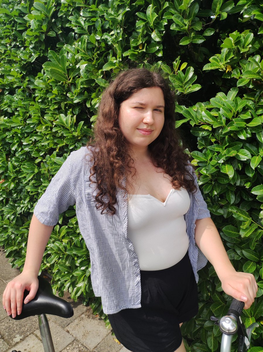 phrothey's tweet photo. Long time no see https://t.co/p8Lkmj04hO