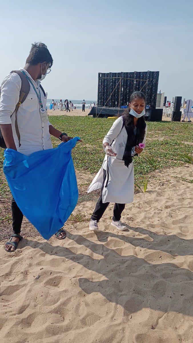Nss_Stcas107_Ch's tweet photo. @_NSSIndia @NSSChennai @NssUnom 
@MyThiruvanmiyur 

World Coastal Day | 17.09.2022 | NIOT | Thiruvanmiyur Beach Cleaning https://t.co/fAu3UnQ2Cv