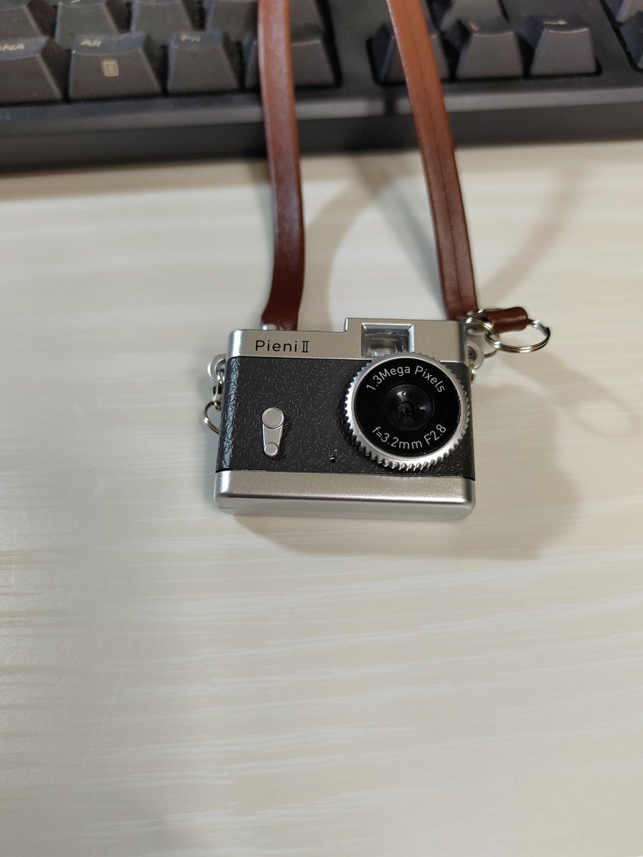 Ryan63076853's tweet photo. 届いた！　凄い小さい。これ持って行くなら出掛ける気になるかな😁 https://t.co/lYbf2PymYo