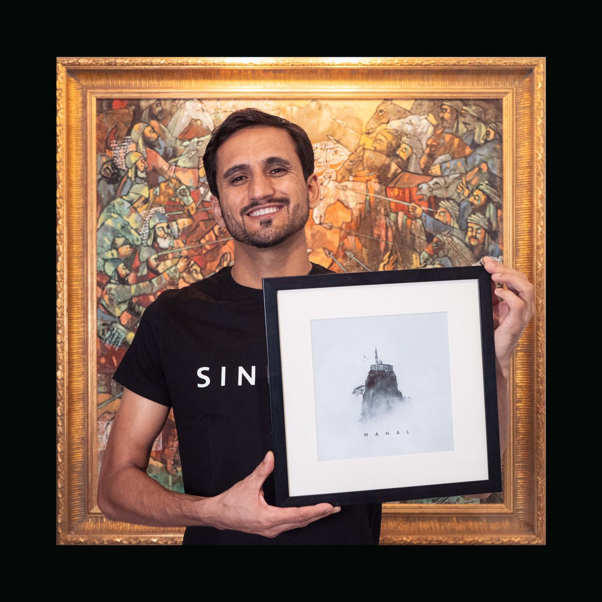 IrfanAliTaj's tweet photo. Listen to the Album at https://t.co/SuyRYtgrnw
.
@aforaleph
.
#newmusic #forpros #mahal #irfanalitaj #khowar #chitrali #jazz #fusion #worldmusic https://t.co/QOWqP1mURS