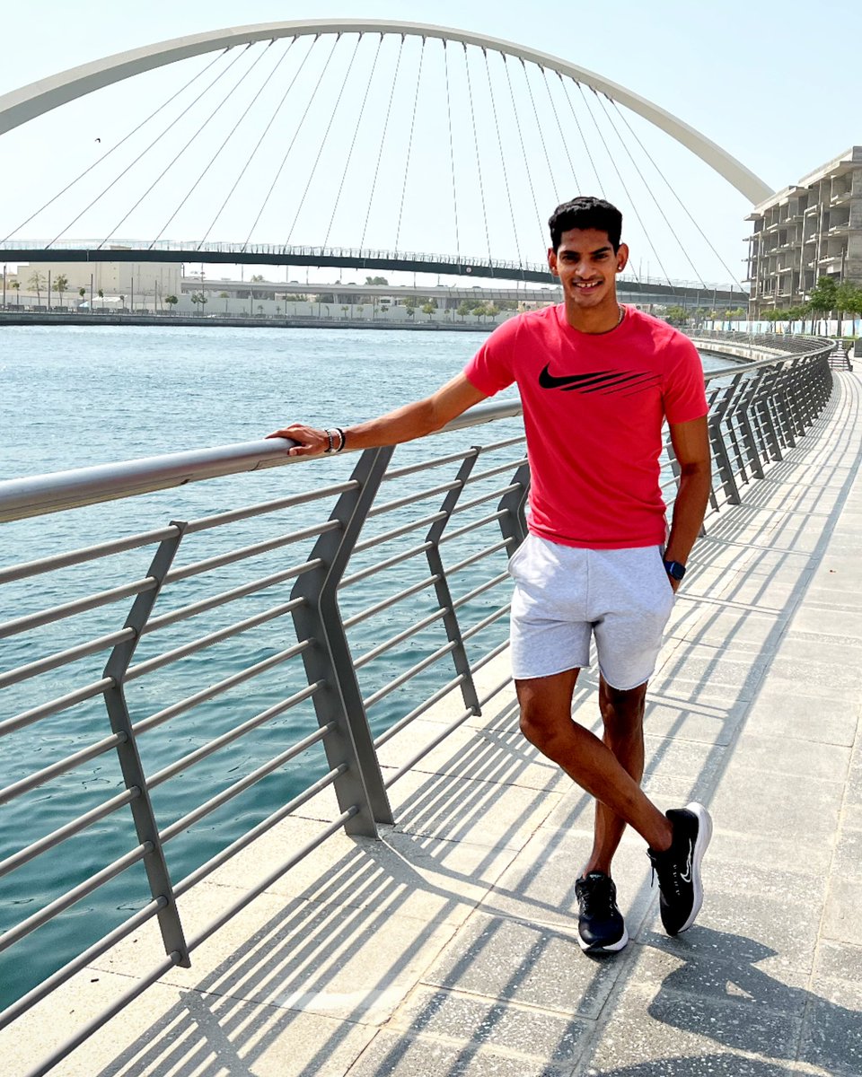 brycemiranda23's tweet photo. Live with no excuses, travel with no regrets 🌉💫

#ThrowBackDubai #Unwind #YennumYellow #KeralaBlasters #MeTime https://t.co/QXVAZh22Ig