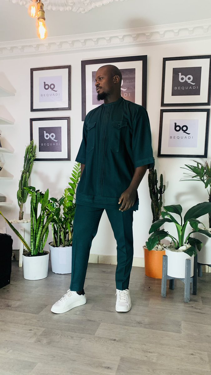 bequadi's tweet photo. Forest Green 💚 #happyweekendsweethearts  outfit available WhatsApp: 674876816 https://t.co/2VqtE9bpWh