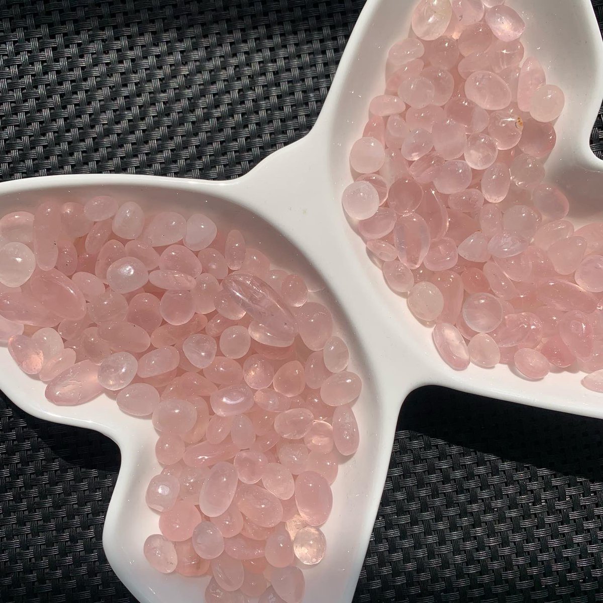 rockeastgem's tweet photo. Good Rose Quartz GravelAbove 2kg,10usd per kg

#rosequartz #rosequartzgravel #rosequartzcrystal #crystalforsale #crystallove #crystals #crystalwholesale https://t.co/EEvChny346