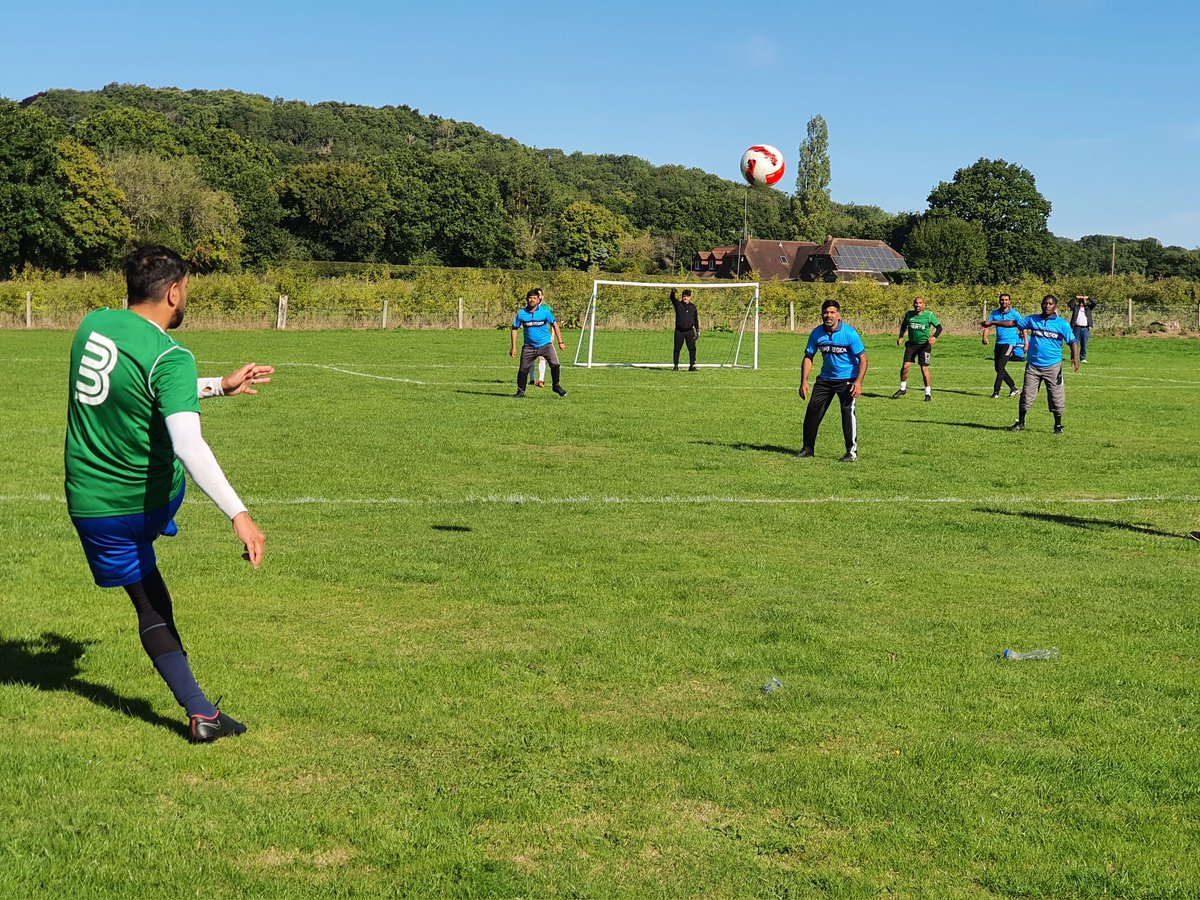 Ansarullah_UK's tweet photo. #MAUK Ahmadiyya Muslim Elders Association UK #MAUKIjtema 2nd day Sports Competitions kicks off with Football at #Ijtema2022 under the bright & hot Sept sun. https://t.co/CBoBDHemiH