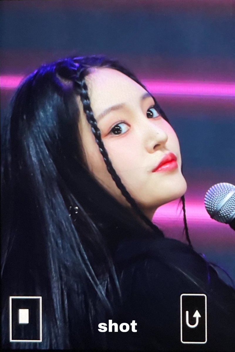 shot_220916's tweet photo. 220916 @mimiirose_YESIM #미미로즈 #mimiirose #서윤주 #윤주 https://t.co/WyOnN8qNSp