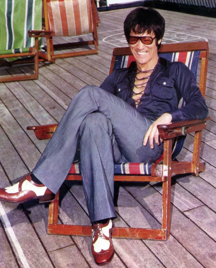 brucelee's tweet image. Success comes to those who become success-conscious. If you don’t aim at an object, how the heck on earth do you think you can get it?